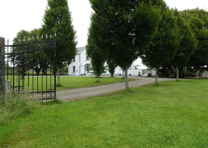 The Carriage Houses At Beechpark House