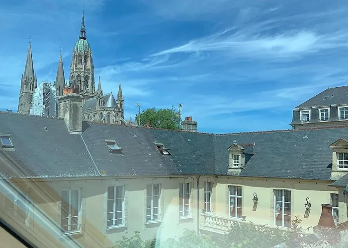 Le Tardif, Noble Guesthouse