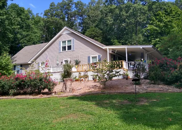 Serenity Hill Bed And Breakfast