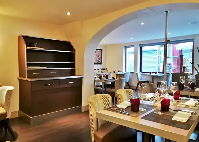 Hotel Du Cafe Des Arts Chinon