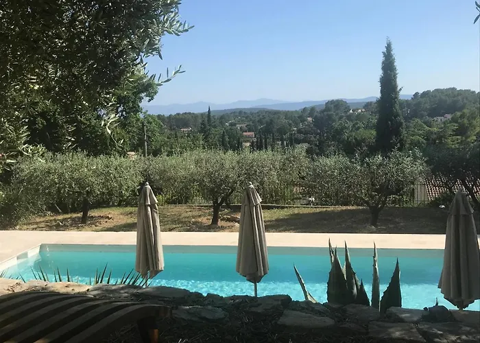 Le Clos En Provence