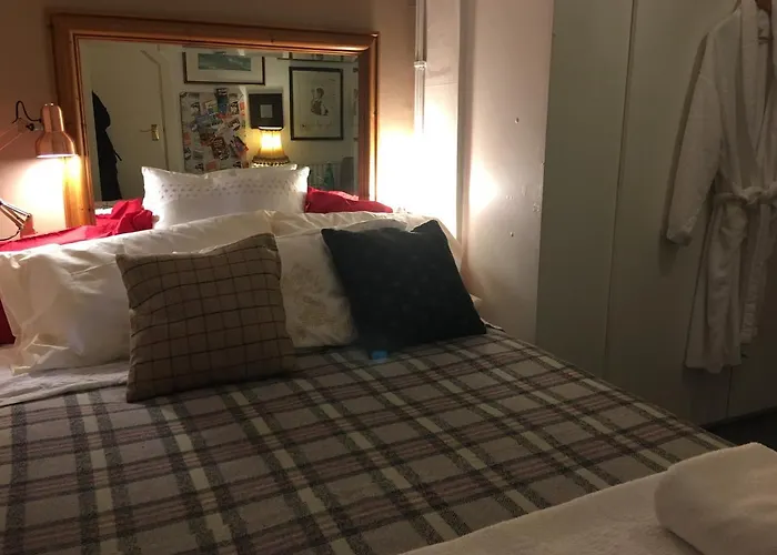 Wynberg House Bed & Breakfast Swansea