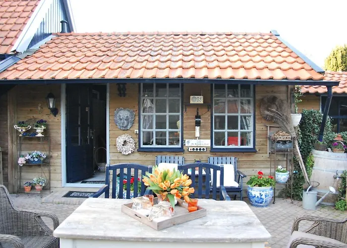 Prive Tuinhuis B&B Elly