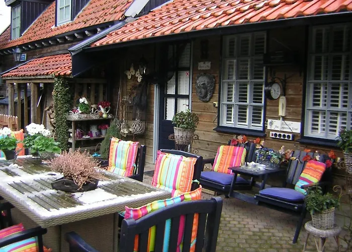 Prive Tuinhuis B&B Elly