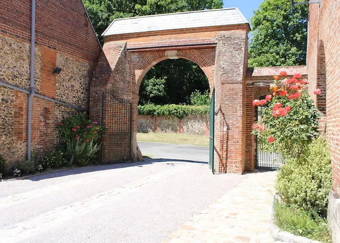 A l'orée du château