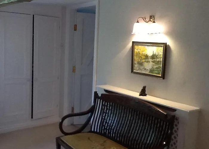 Swan Cottage