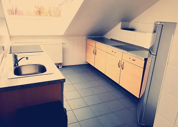 Sezer B&A Ug Bed and Breakfast Berlijn
