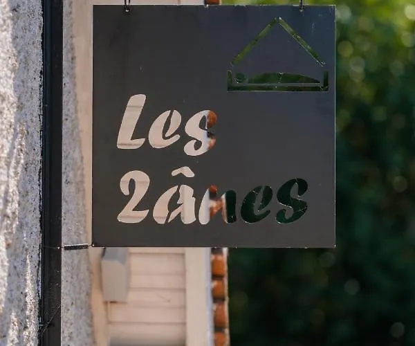 Les Deux Anes