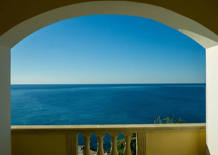B&B The Sun 'Tis