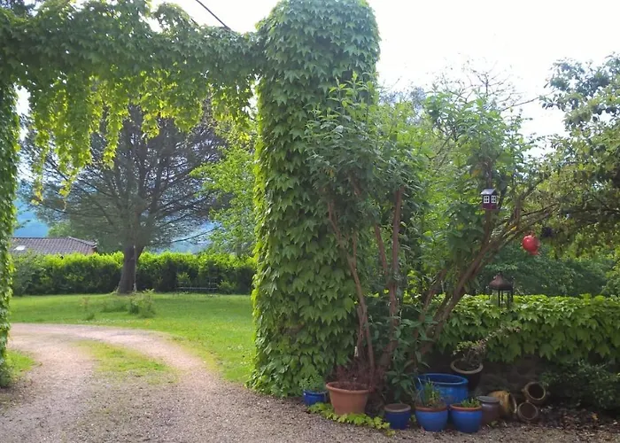Maison et Jardin Talinou