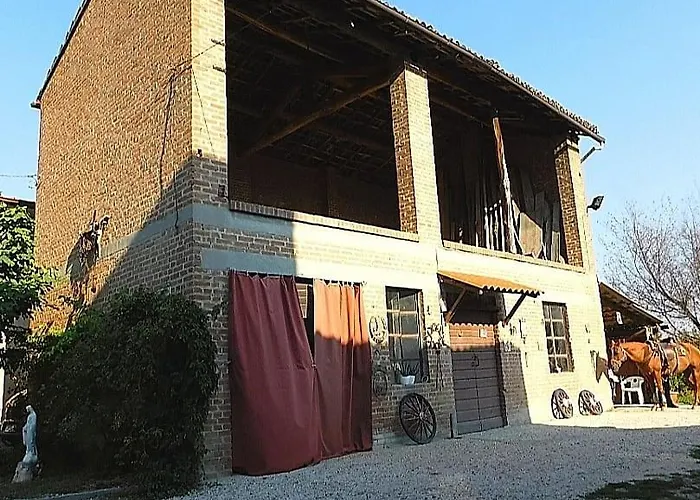 Felix House