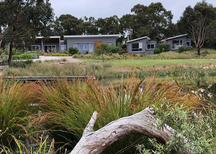 Messmates Luxury Eco Suites