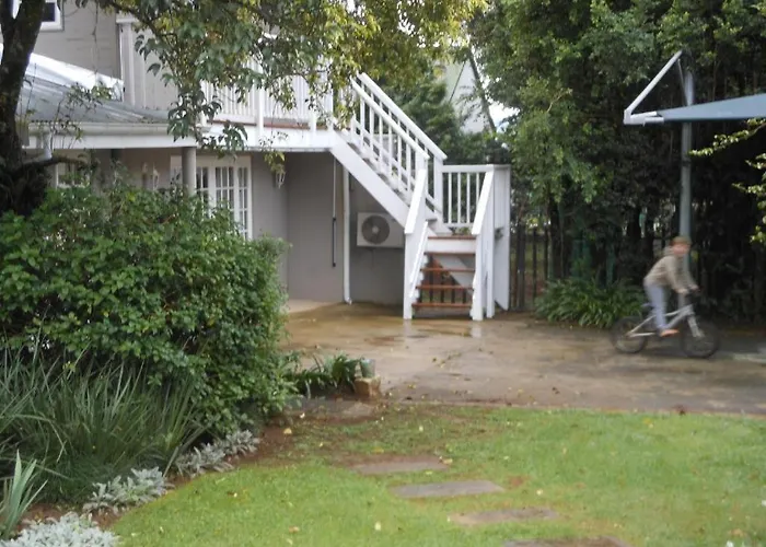 Coach House Bed And Breakfast