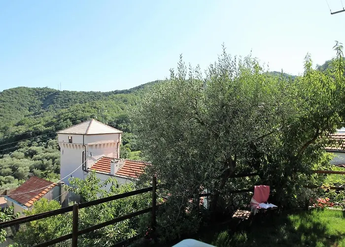 Il Rosale A Celle Ligure