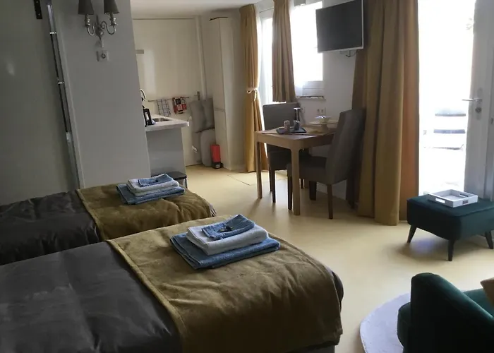 B & B Rosamie