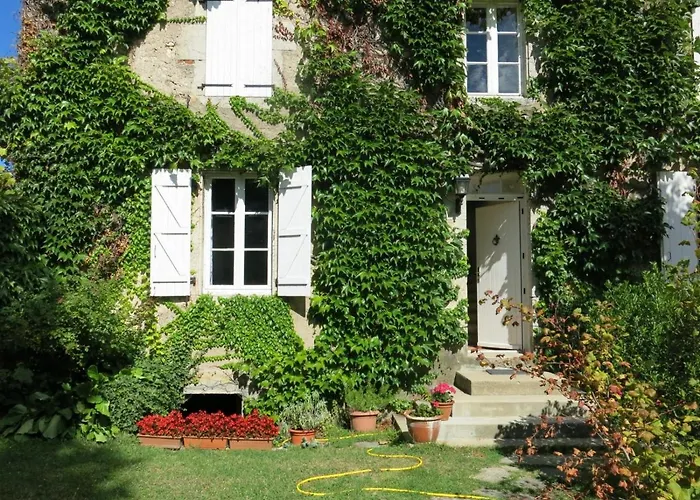 Au Relais de Nèche.