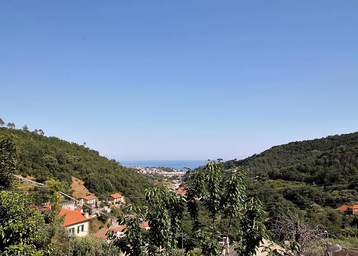 Il Rosale A Celle Ligure