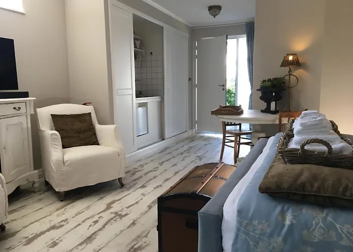 De Vijverkamer-----Prive Diner Op De Kamer Mogelijk!!