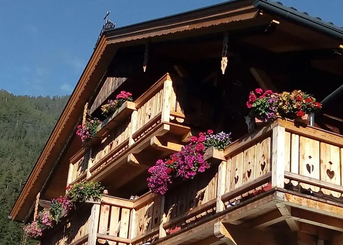 Bed & Breakfast Dolomiti Bey Haus Pinter