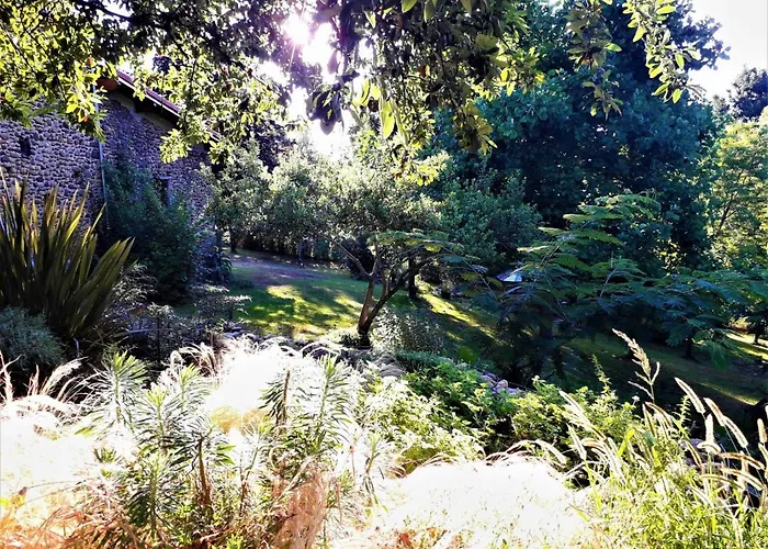 Maison et Jardin Talinou