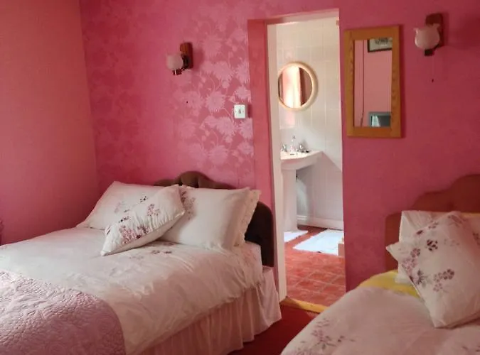 Eriu Lodge