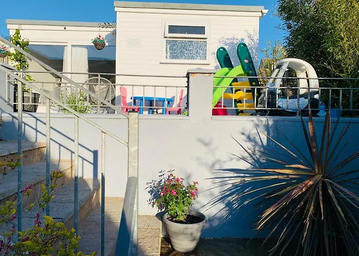 Nicolas Devon Air Bed And Breakfast