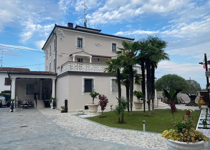 B&B Stazione Don Camillo