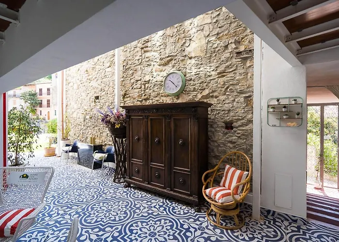Ispani Inn Resort