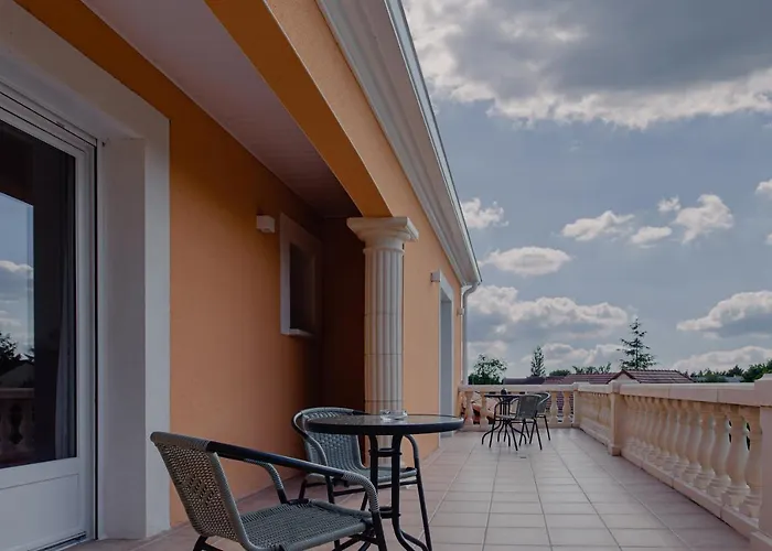 Villa Des Chenes-Adult Only