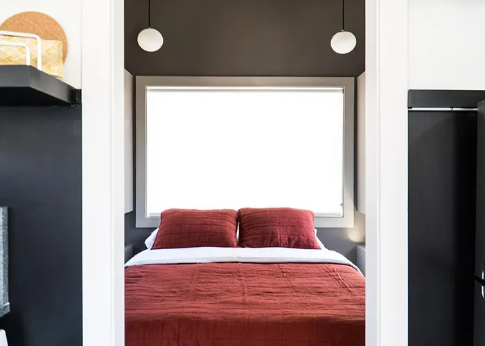 Ironwood Grove, Tiny House Hotel