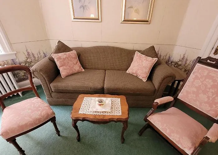 Ruby Manor Bed & Breakfast