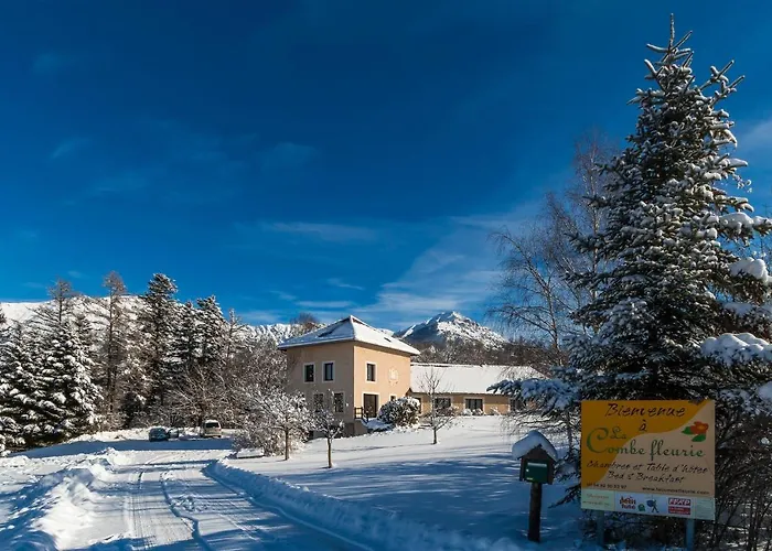 La Combe Fleurie Appartements&Chambres