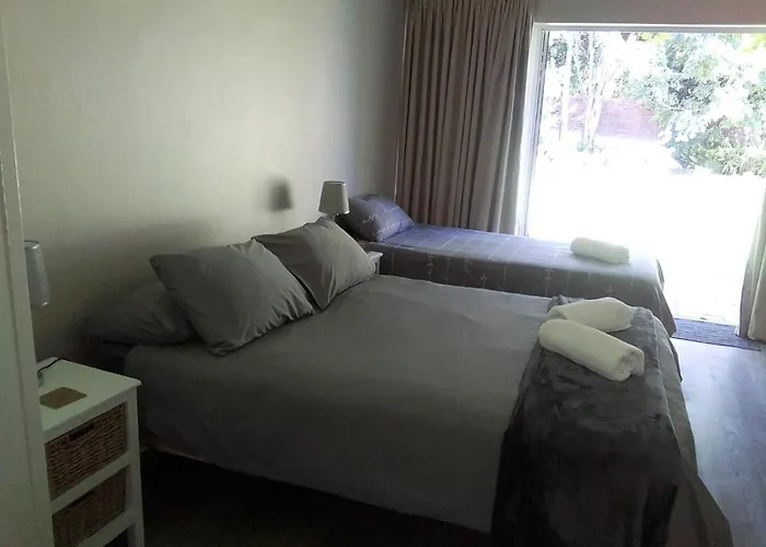 Dennecres4Guestrooms