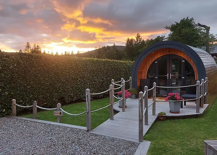 Seren Garden Pod