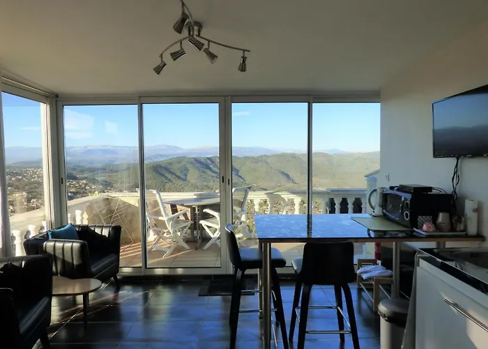 Chambre d'Hôtes avec kitchenette Vue Mer et montagnes L'Estérel Panoramique