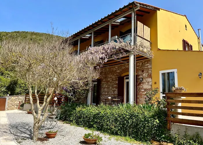 B&B La Fucinaia Pet Friendly (Adults Only)