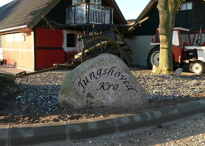 Jungshoved Kro B&B