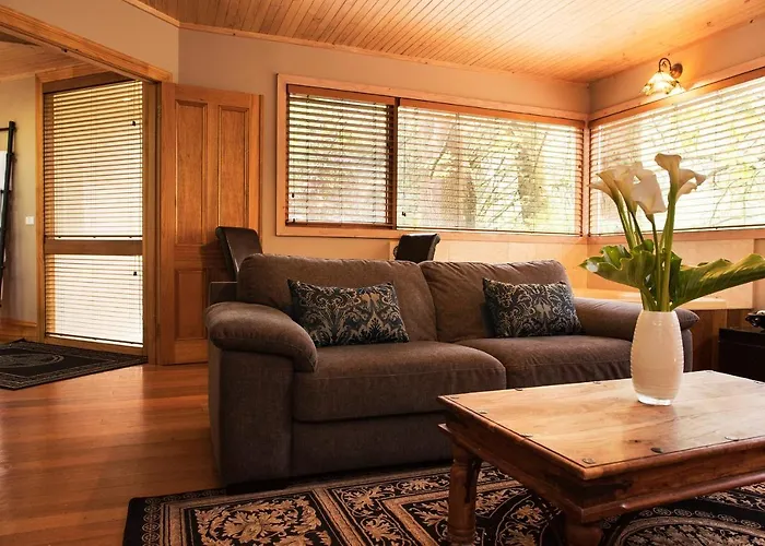 Linden Gardens Rainforest Retreat