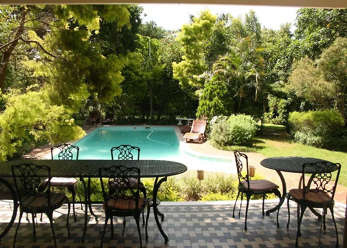 Hacklewood Hill Country House