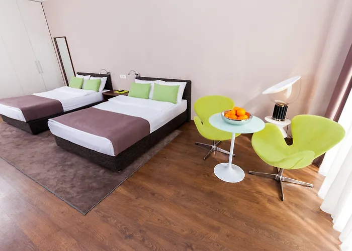 Adresa Suites