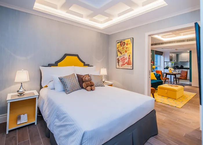 Hotel Madera Hollywood