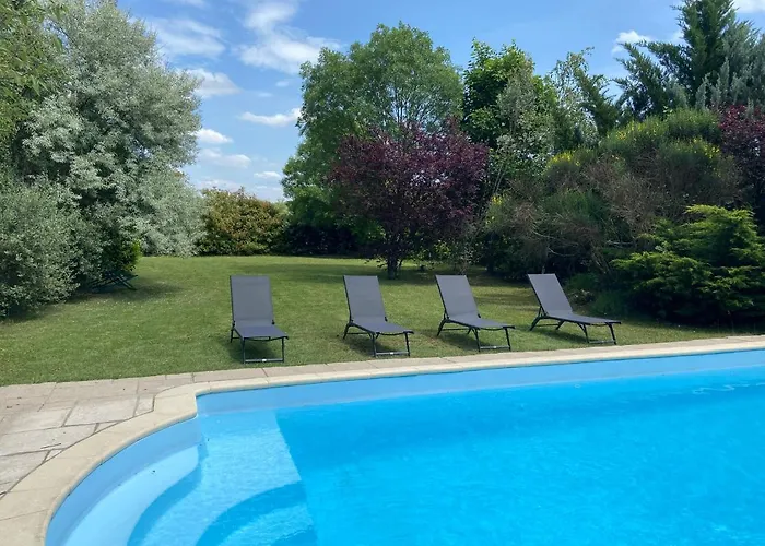 Jas de Berrias location de charme avec piscine