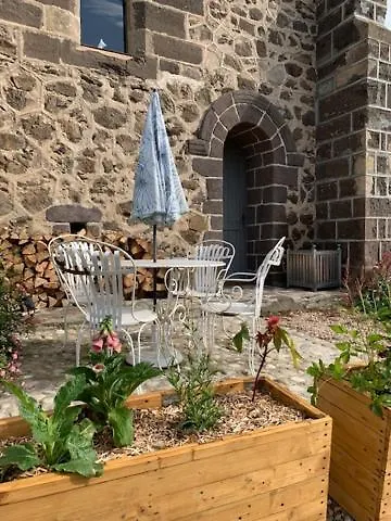 Chambres et maisons d'hôtes du Prieuré de la Bajasse - Le 1150