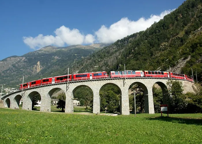 Alessia' S Home B&B-Next To Bernina Express