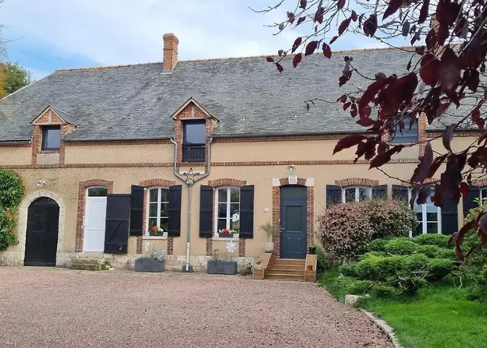 Au Nid des Champs, Agréable chambre d'hôtes, proche de Chartres