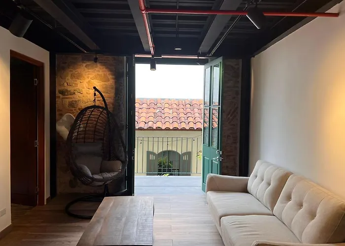 Corcho Rooms