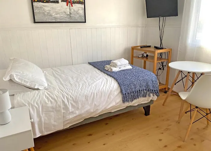Novaqua Bed & Breakfast