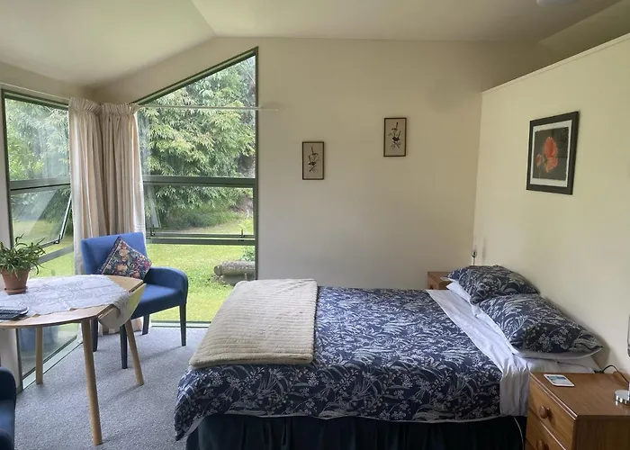Quail Haven Queen Room