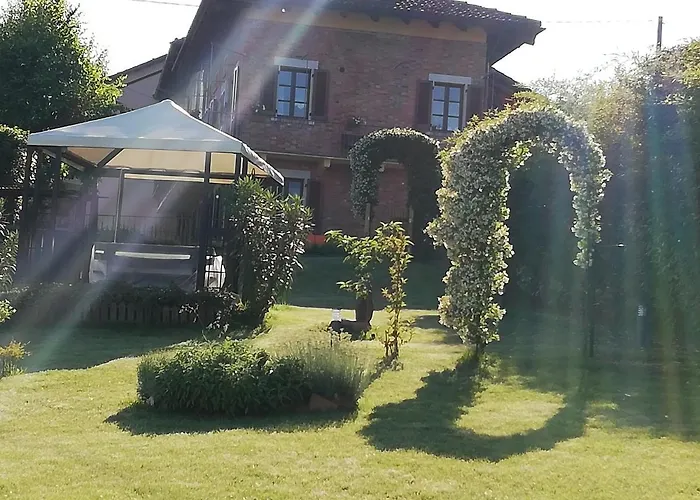 Hotel A cà ed Franca e Giaco La Morra