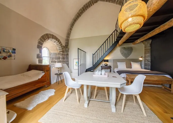Chambres et maisons d'hôtes du Prieuré de la Bajasse - Le 1150